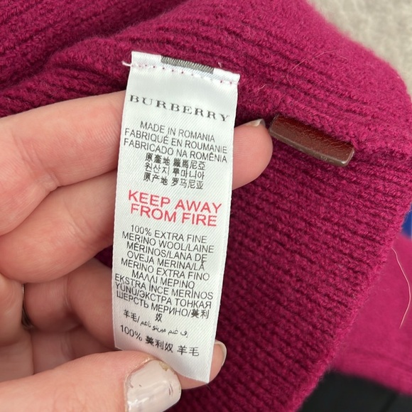 Burberry Children Merino Wool Cranberry Red Button Sweater - Picture 4 of 6